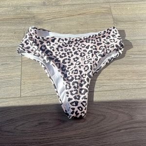 Bathing suit bottoms